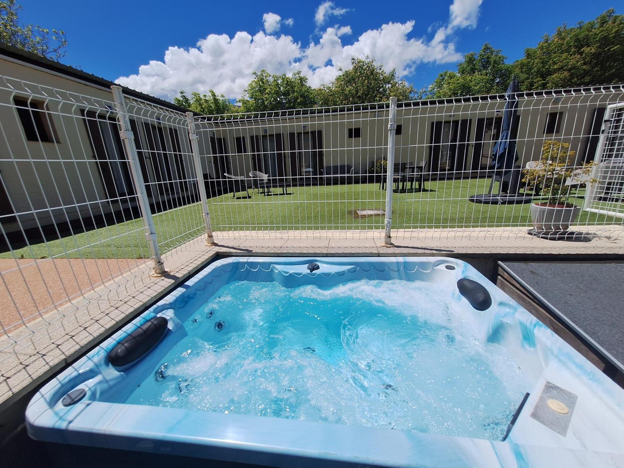 Hotel Le Connetable Saint-Bonnet-en-Champsaur Dış mekan fotoğraf